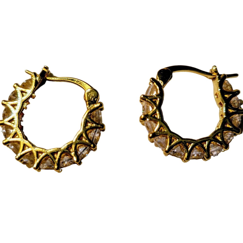 Dazzling Diamond  Like Zircon Hoops The Perfect Accessory for a Glamorous Look